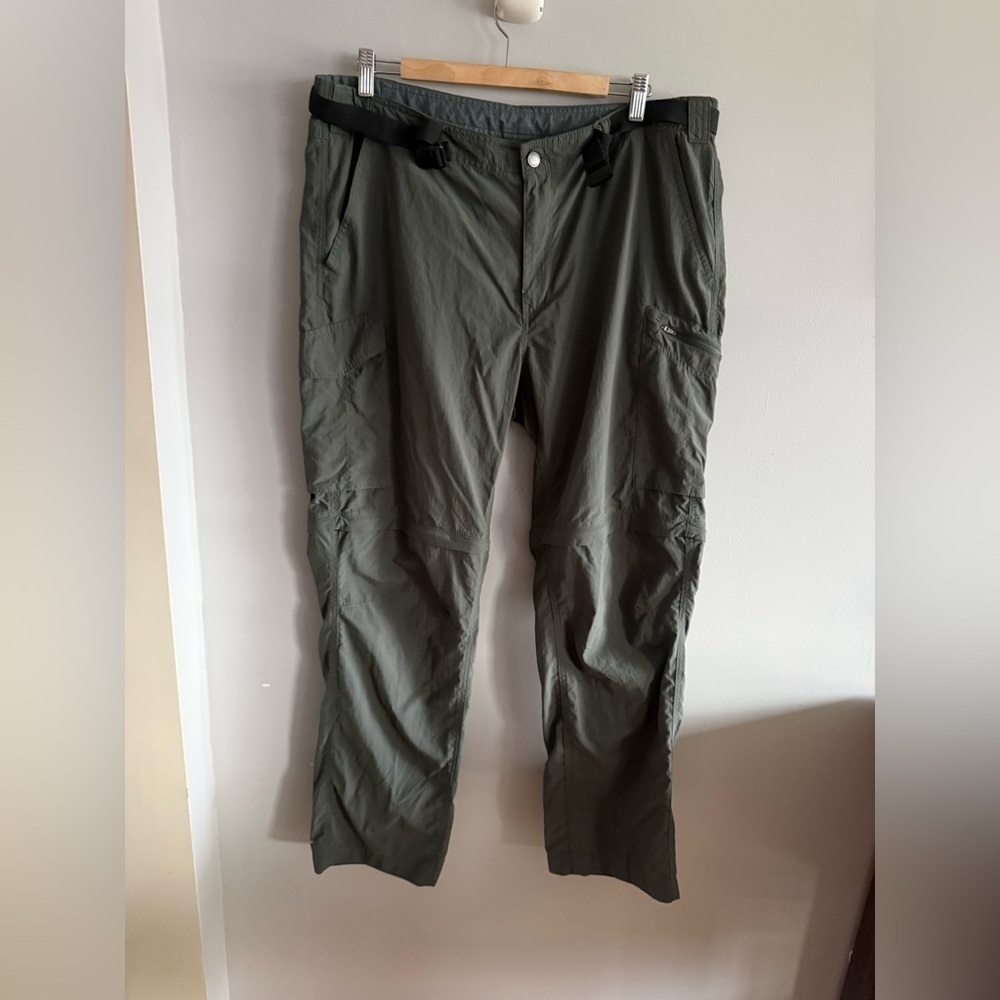 Columbia Omni-Shade Cargo Hiking Pants Green Nylon Outdoor Trail Mens 40x32